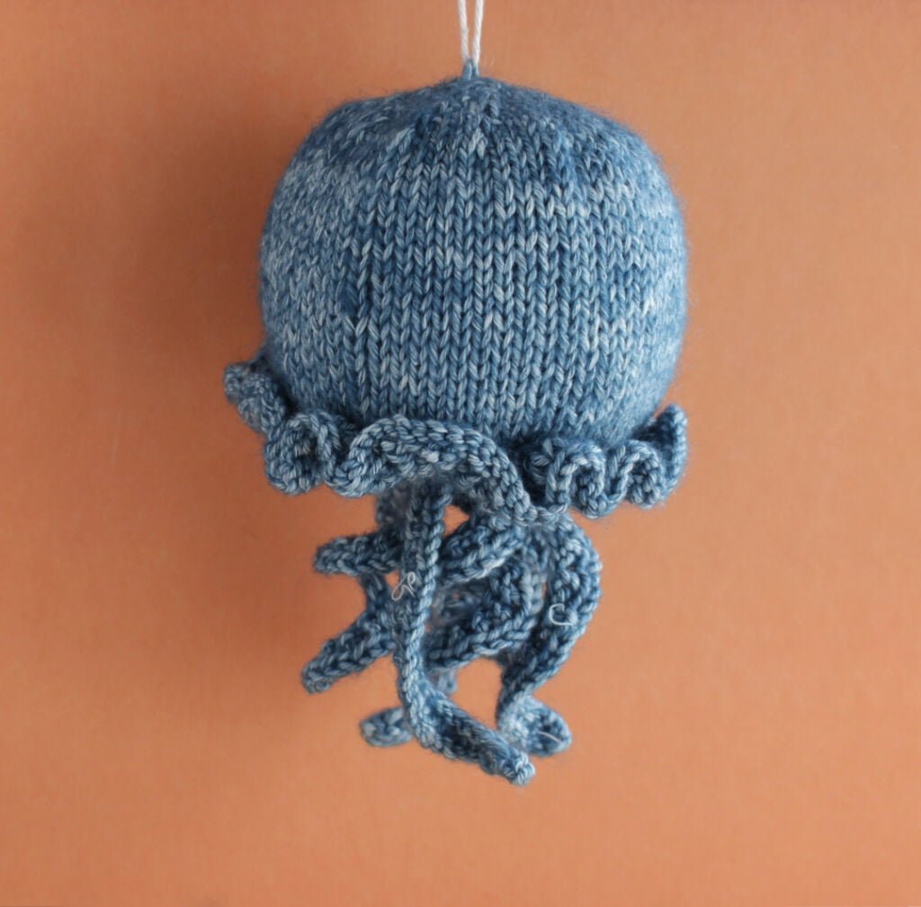 knit jellyfish